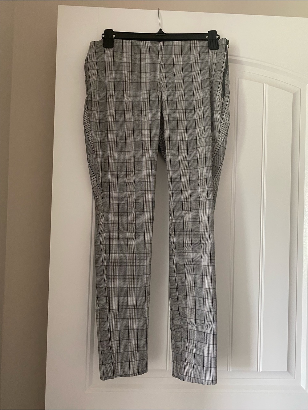 a new day Men’s Gray Plaid Dress Pants